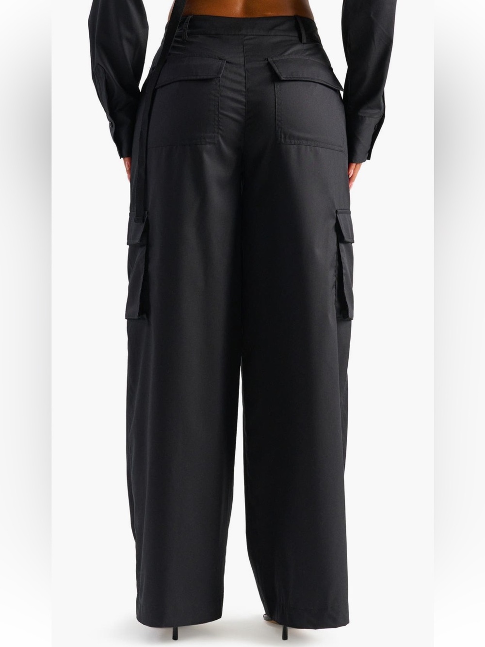 naked wardrobe Keep It Casual Wide Leg Cargo Pants - Picture 2 of 3